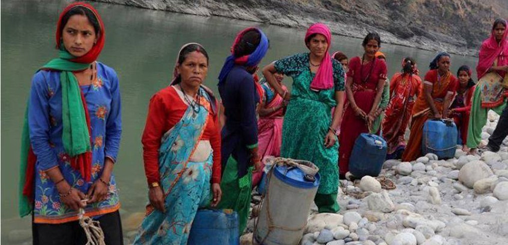 baitadi-villages-sans-drinking-water-dumped-with-alcohol-junk-foods