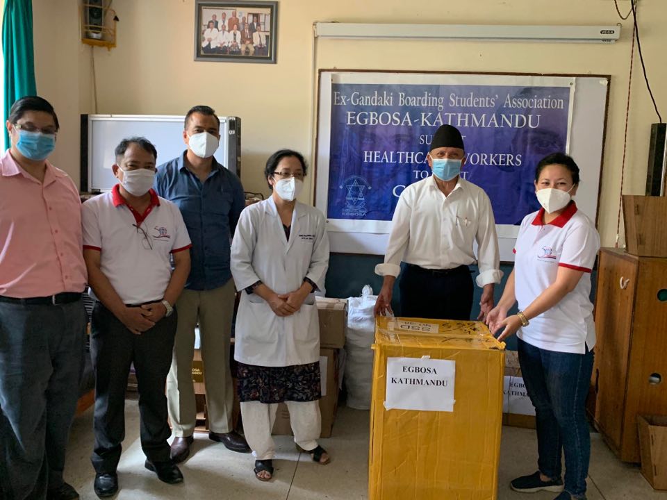 egbosa-kathmandu-donates-medical-materials-to-tu-teaching-hospital