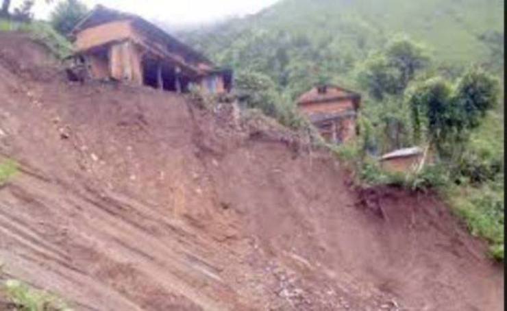 landslide-displaces-eight-families-in-doti