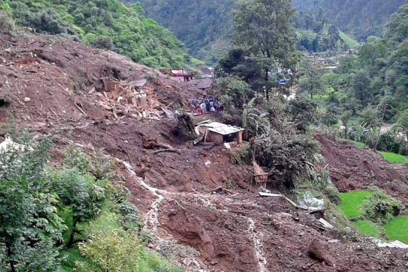 floods-landslides-drive-away-71-households-in-tanahun