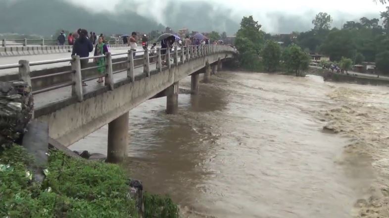 people-residing-around-rapti-river-side-urged-to-remain-on-high-alert