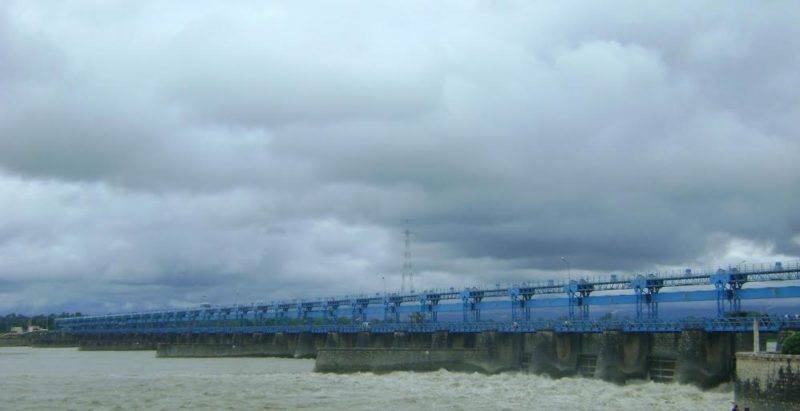 water-level-crosses-danger-line-in-mahakali-river