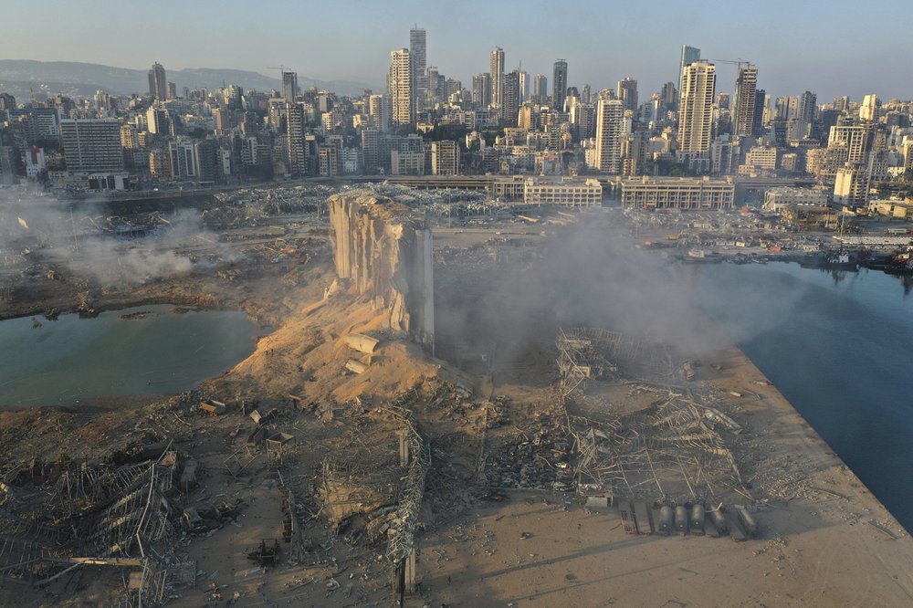 lebanese-confront-devastation-after-massive-beirut-explosion