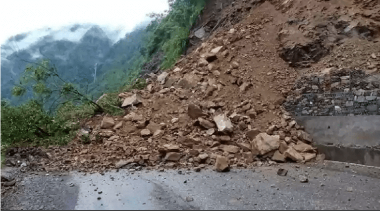 baglung-section-of-mid-hills-highway-obstructed-by-landslide