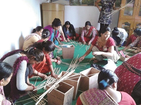 women-entrepreneurs-worry-as-their-handicrafts-remain-unsold