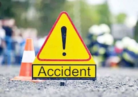 three-injured-when-truck-plunges-into-trishuli