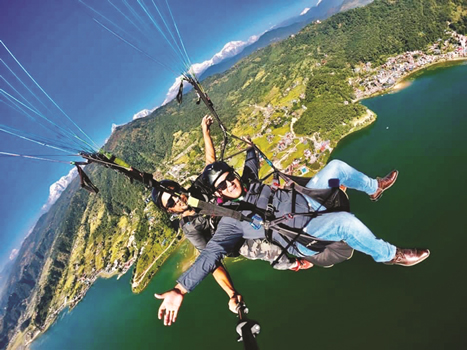 paragliding-in-pokhara-attracts-crowds-of-domestic-tourists