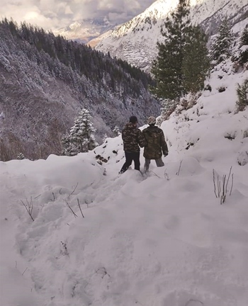 snowfall-elates-humla-farmers