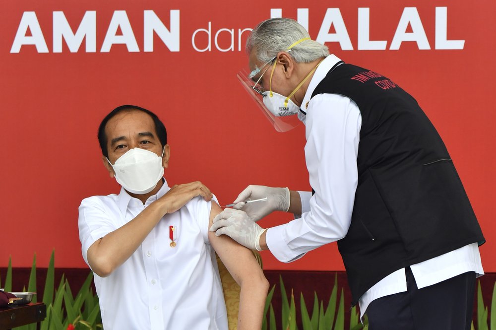 indonesia-starts-mass-covid-19-vaccinations-with-president