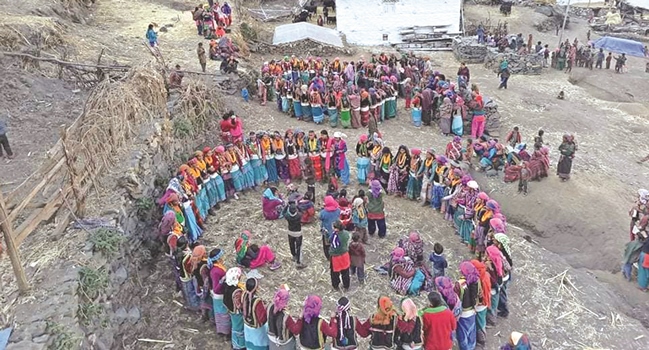 deuda-song-competition-in-humla