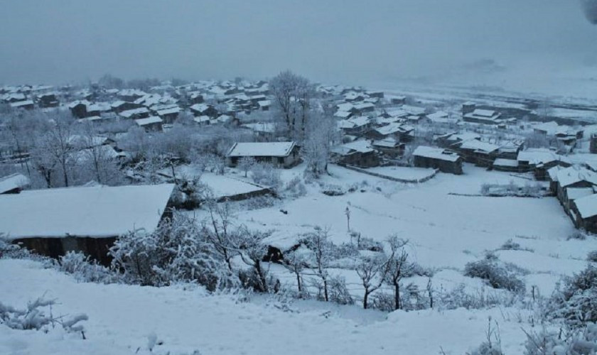 students-in-humla-braving-minus-temperature-to-attend-classes