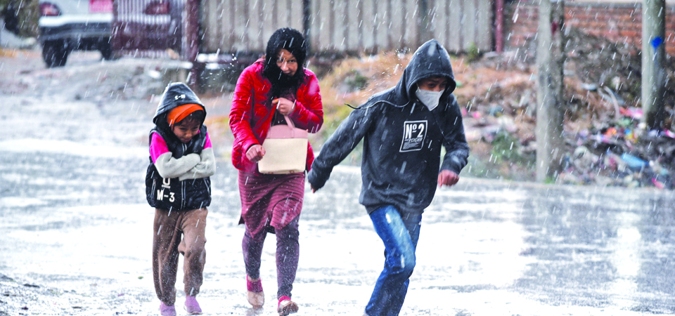 kathmandu-receives-first-winter-rainfall-of-the-year