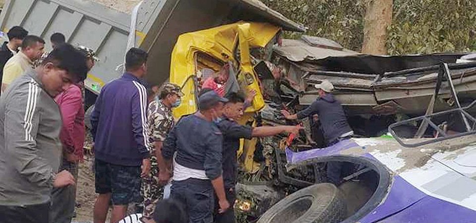 five-dead-41-injured-in-bus-tipper-accident-in-kohalpur