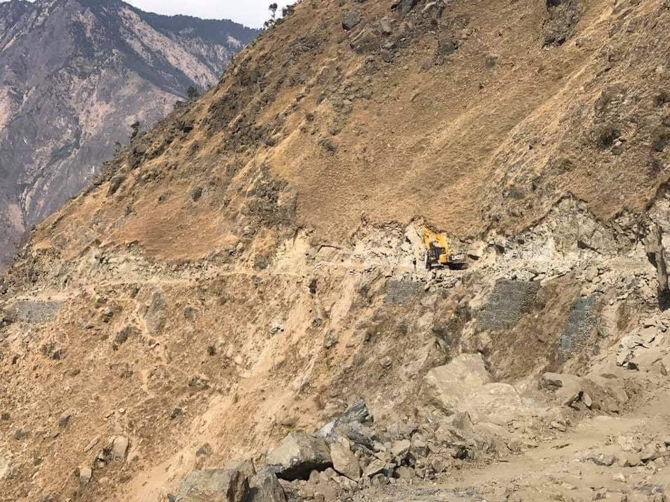 federal-ministers-to-inspect-darchula-tinker-road-section