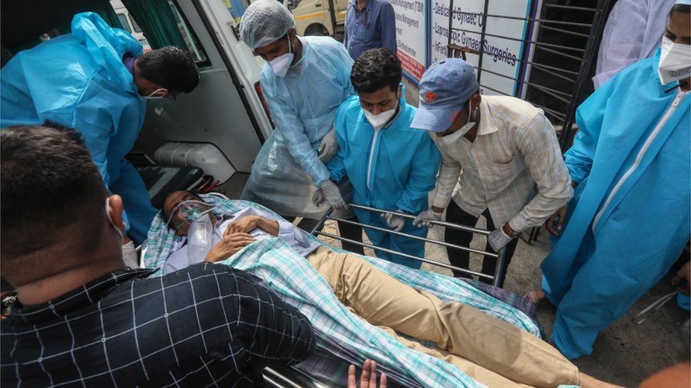 india-hospital-fire-kills-13-amid-covid-oxygen-crisis