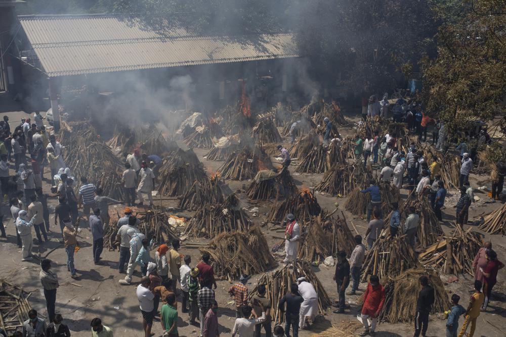 india-tops-200000-dead-as-virus-surge-breaks-health-system