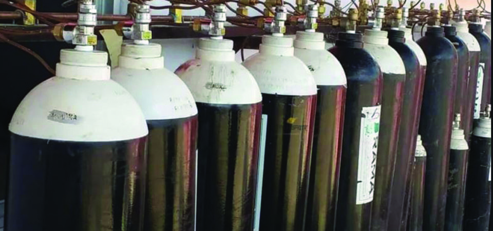 fncmea-provides-filled-oxygen-cylinders-to-dhading-hospital