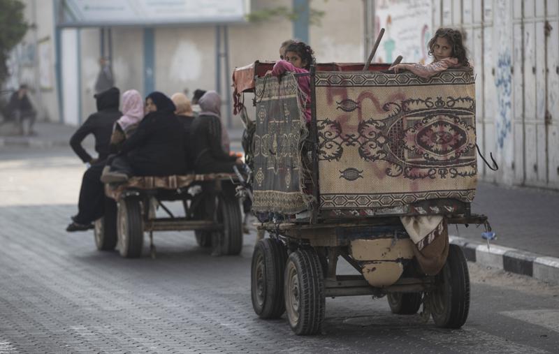 israeli-strike-on-gaza-kills-10-unrest-spreads-to-west-bank