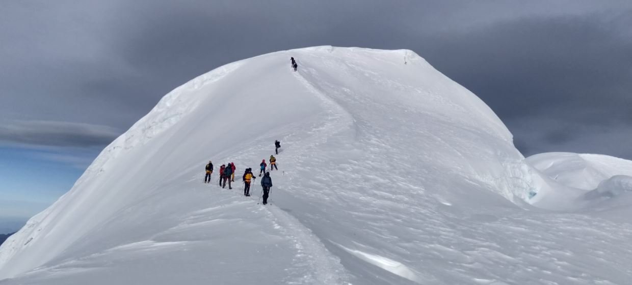 mera-peak-deemed-suitable-destination-for-ski-mountaineering