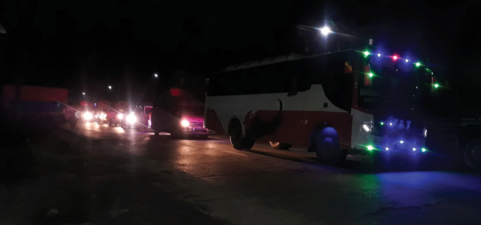 passenger-vehicles-ply-prithvi-highway-unhindered-at-night