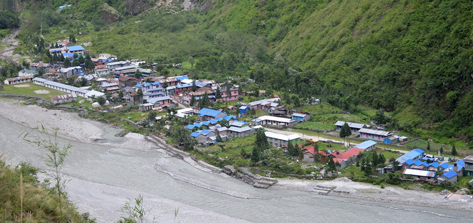 taalgaun-in-manang-inundated-locals-in-search-of-safer-places