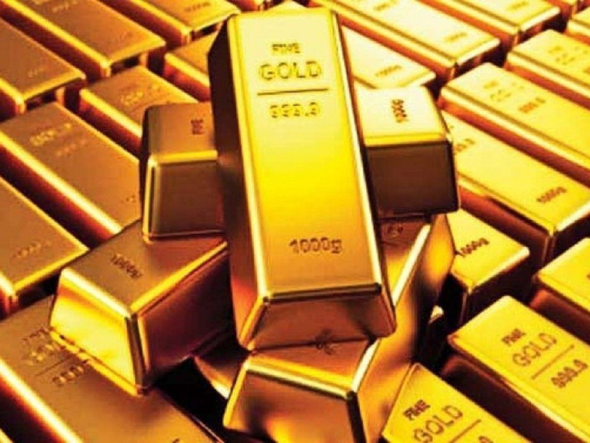 gold-price-declines-by-rs-1200-per-tola