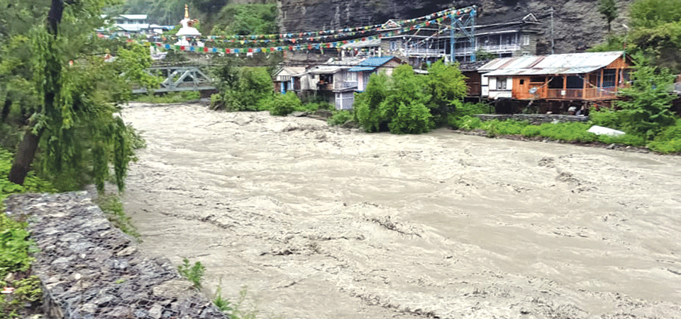 uncertainty-looms-over-future-of-manang-students-after-flood-damages-schools