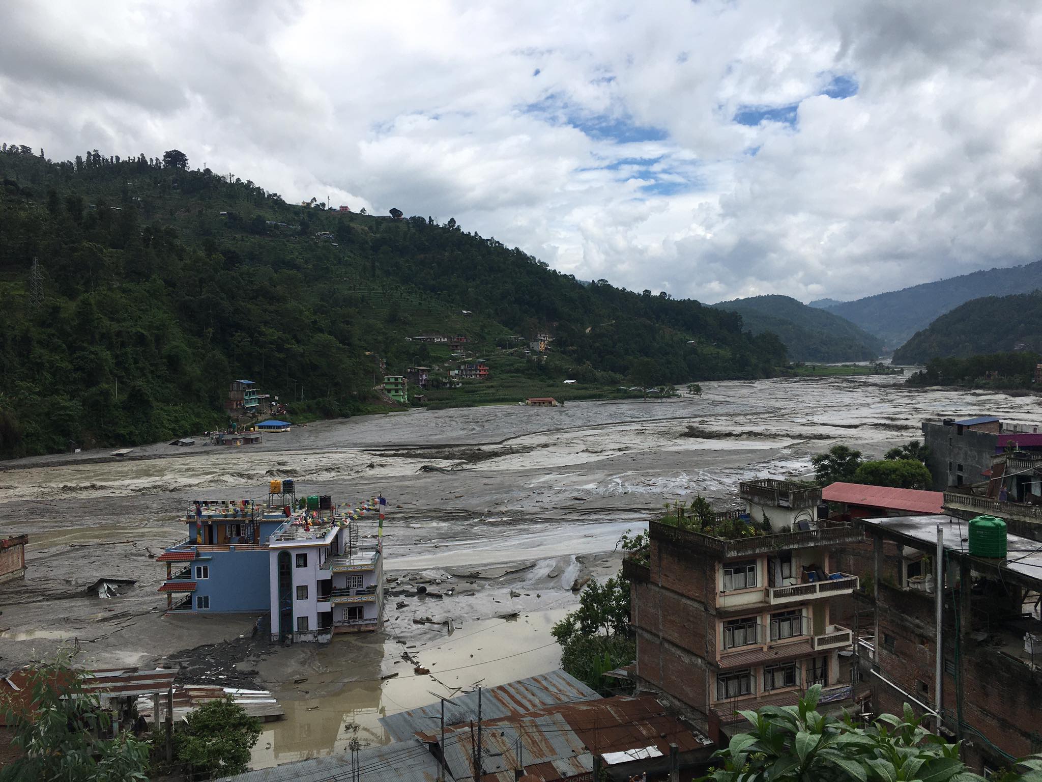 financial-assistance-to-helambu-flood-survivors