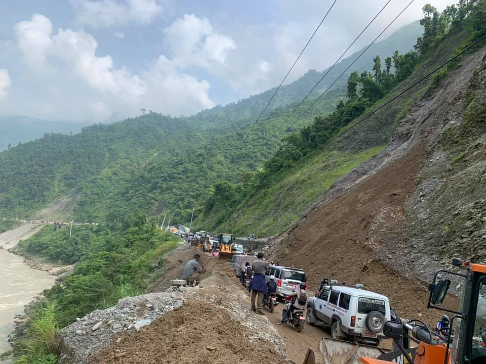 vehicular-movement-along-narayanghat-muglin-road-disrupted