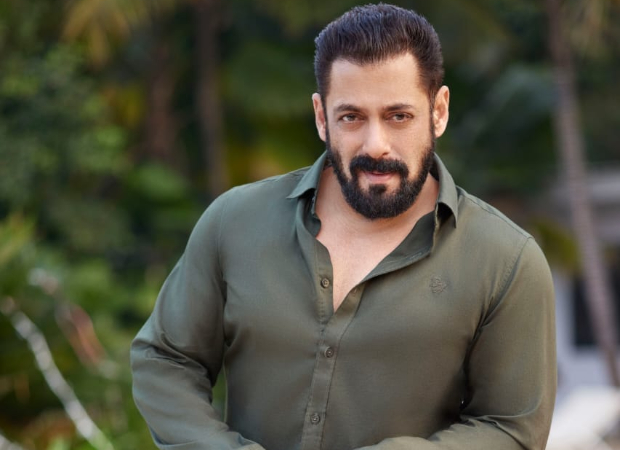 salman-khan-dispatches-5-tempos-of-essentials-to-flood-affected-areas-of-chiplun-mahad-and-villages-near-mahabaleshwar