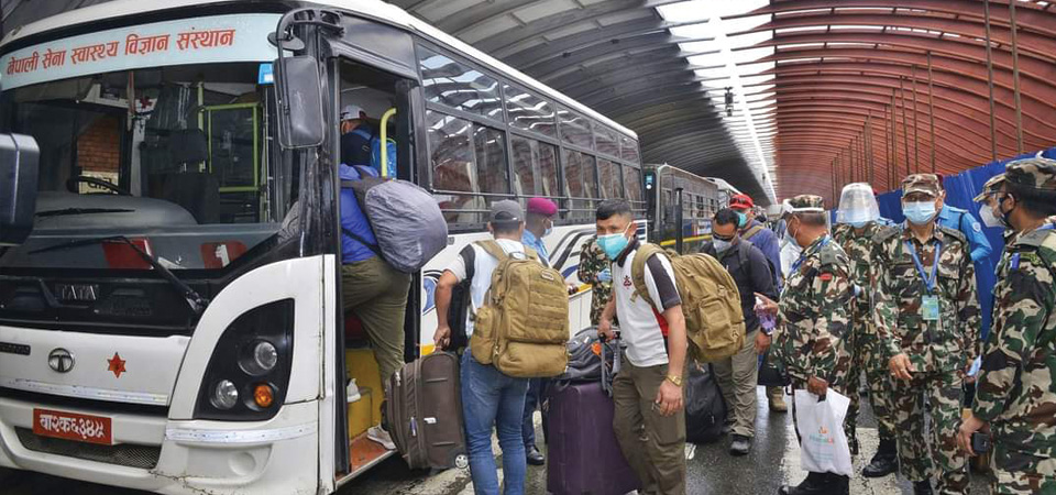 42-nepalis-arrive-in-delhi-from-afghanistan