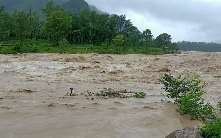 three-killed-due-to-flood-landslide