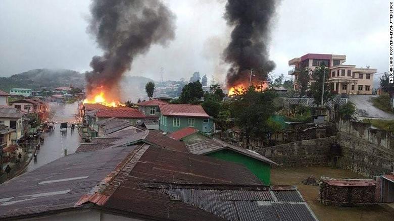 myanmar-town-near-india-border-sees-exodus-as-thousands-flee-fighting