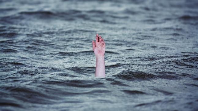 woman-goes-missing-as-boat-capsizes-in-karnali-river