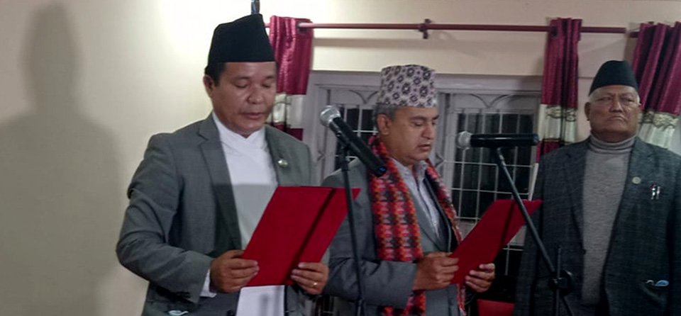 jamarkattel-and-lama-swon-in-as-ministers-in-bagmati-province