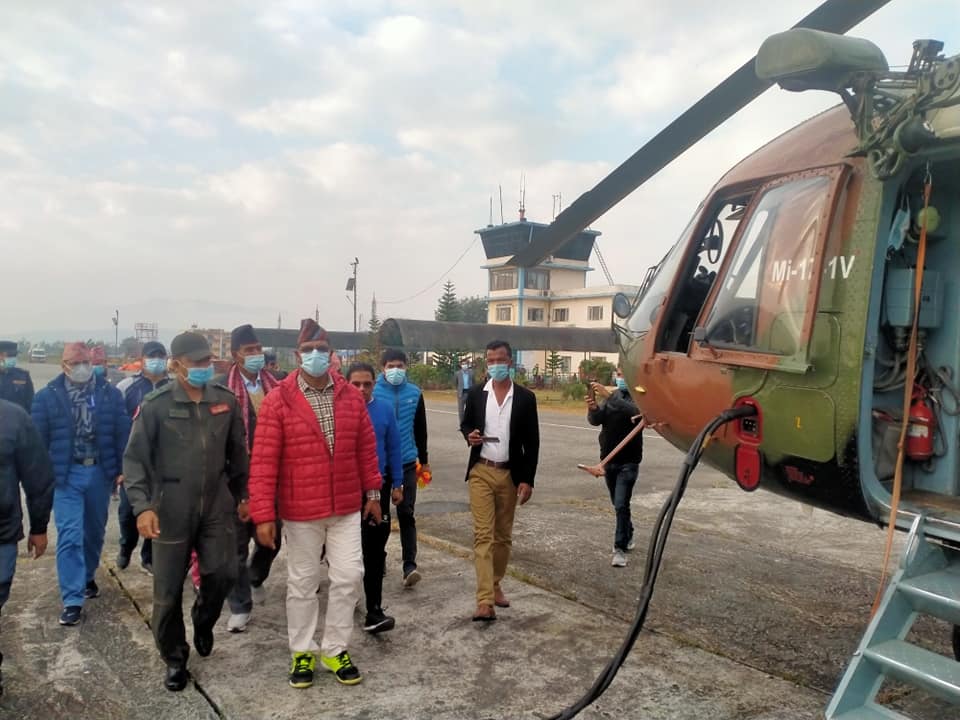 karnali-chief-minister-reaches-mugu-to-provide-relief-to-fire-victims