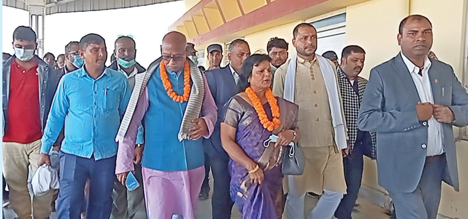 laws-for-railway-operation-will-be-brought-within-a-week-minister-yadav