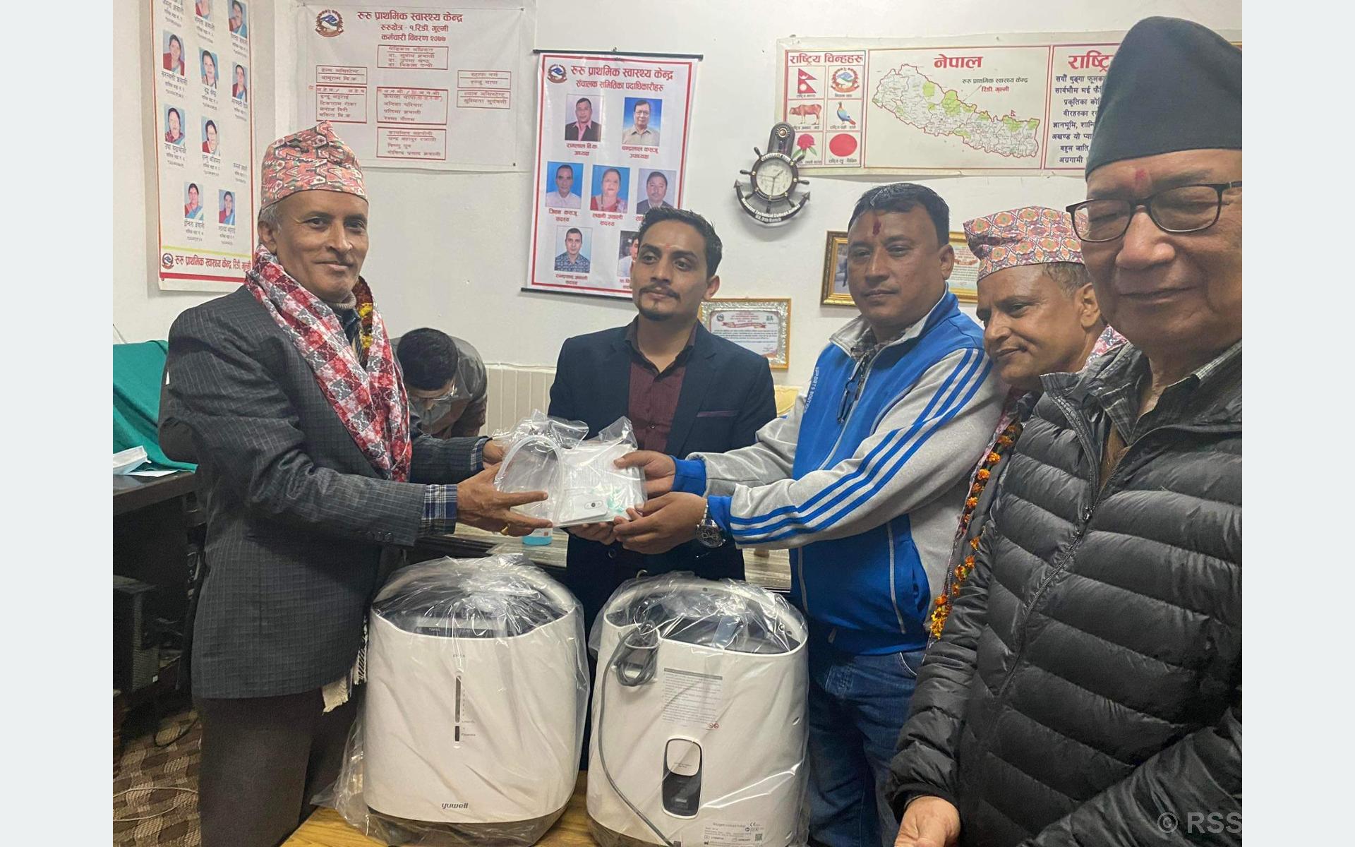 former-ambassador-paudyal-hands-over-oxygen-concentrators-in-gulmi