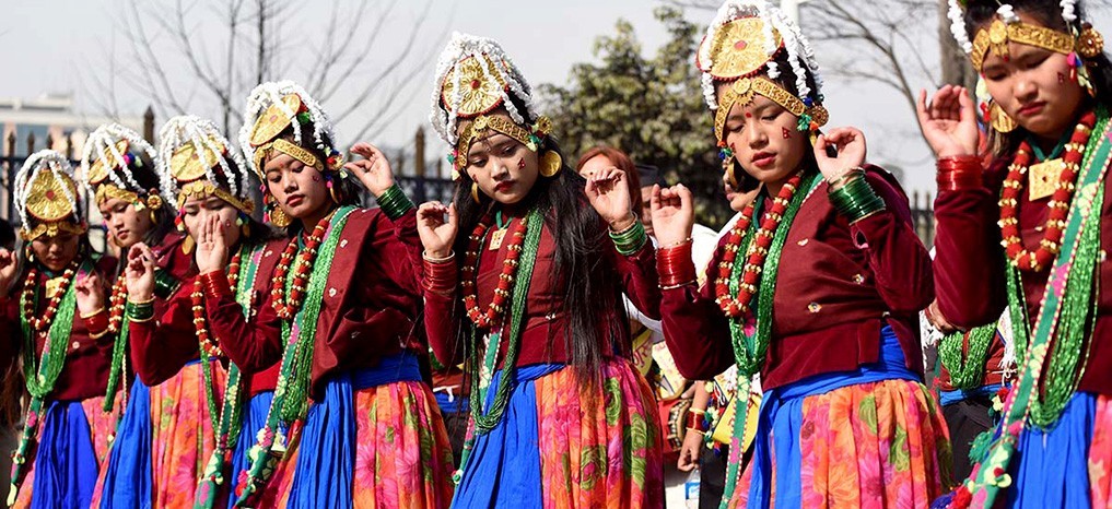 gurung-people-celebrating-tamu-lhosar