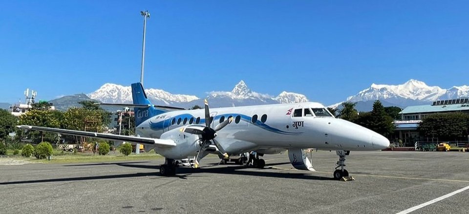 guna-airlines-flight-returns-kathmandu-after-door-opened-in-sky