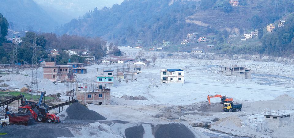 contractor-reaches-melamchi-site-to-clear-debris