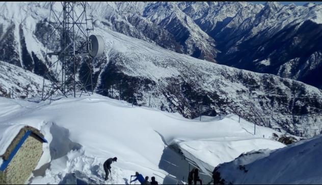 sidhicharan-highway-blocked-since-three-days