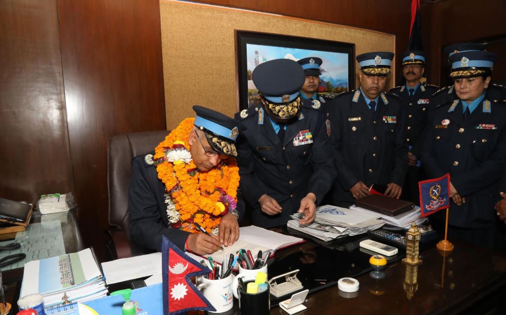 new-igp-gyawali-assumes-office