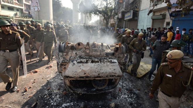 donald-trump-in-india-seven-killed-in-delhi-violence-during-visit