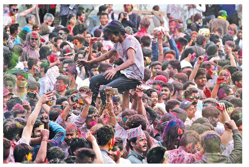 Virus dampens hopes of prospective Holi revelers