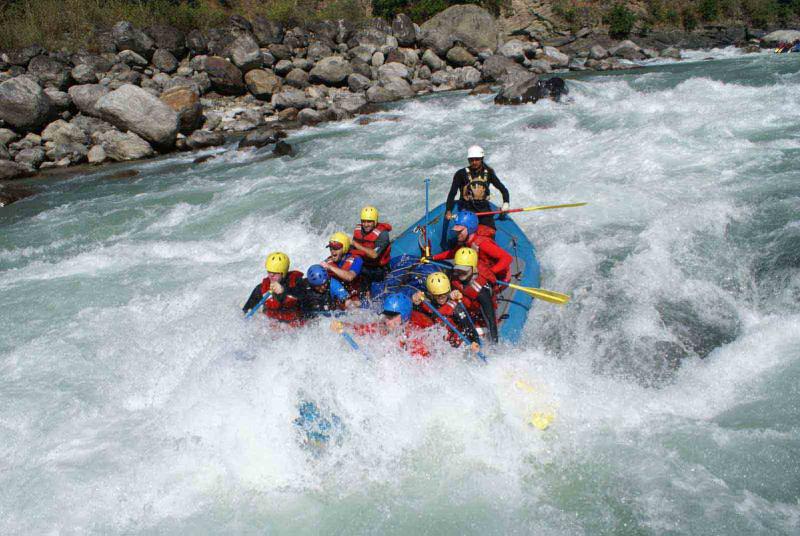 rafting-to-be-operated-in-sanibheri-river-soon
