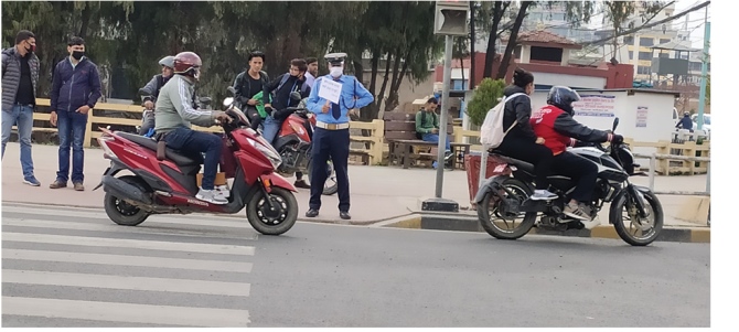 traffic-police-generate-awareness-about-covid-19