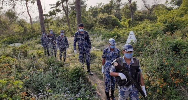 apf-patrolling-the-border