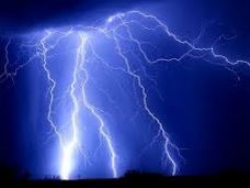 lightning-kills-a-woman-elderly-dies-in-buffalo-attack