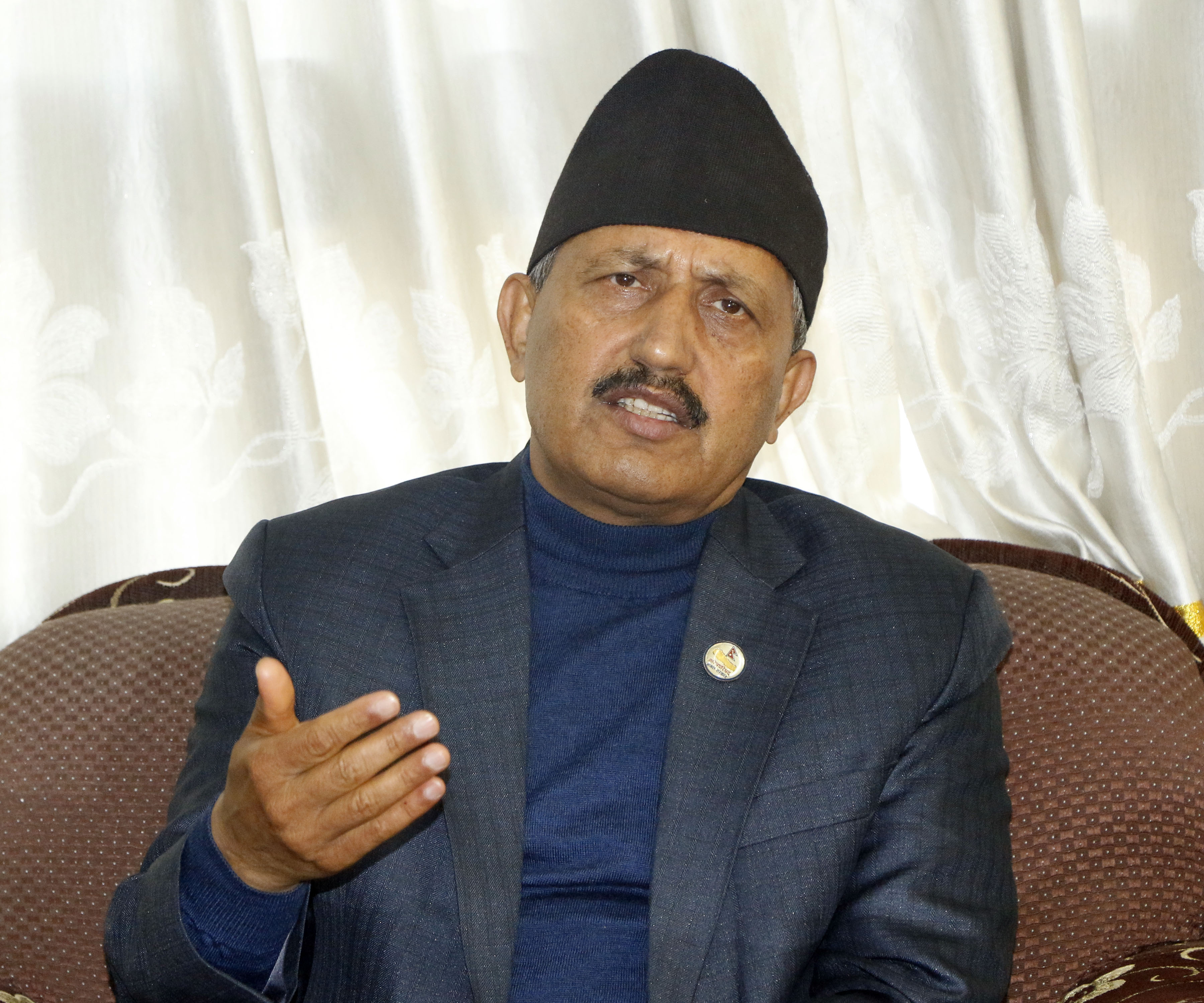 education-minister-pokharel-state-ministers-discuss-options-to-hold-see